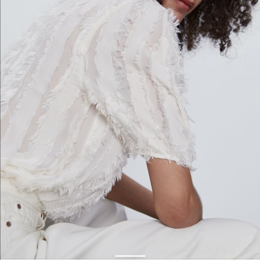 Zara Textured Top - Picture 5 of 9